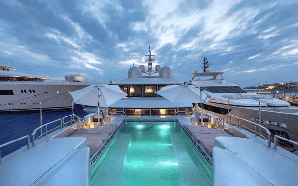 NO. 1 YACHT BIG BOATY 1