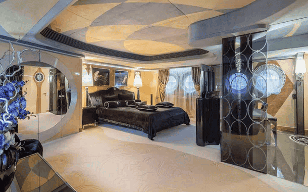 NO. 1 YACHT BIG BOATY 9