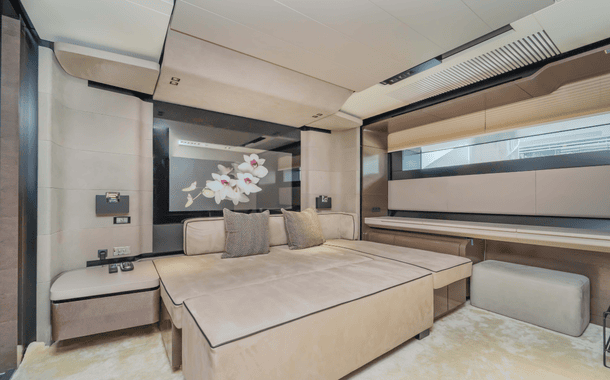 NO. 1 YACHT BRIDGETOWN 10