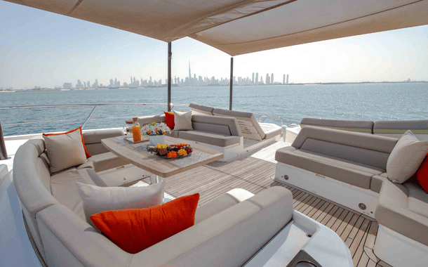 NO. 1 YACHT ISLAND QUEEN 7