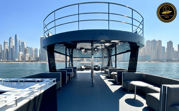 YACHT GREY PRINCESS 10