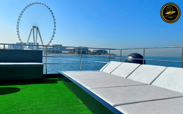 YACHT GREY PRINCESS 3