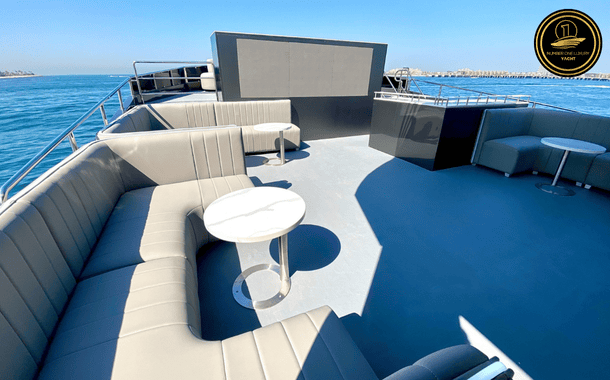 YACHT GREY PRINCESS 4