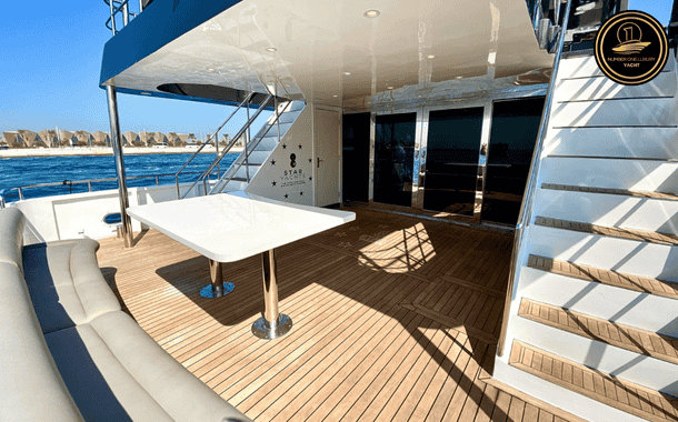 YACHT GREY PRINCESS 7
