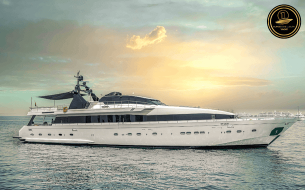 YACHT PARTY CHAMPION 1