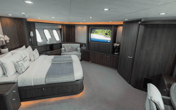 NO 1 YACHT BLACK COFFEE 14