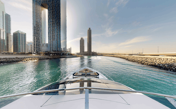 NO 1 YACHT FIN N TONIC 11