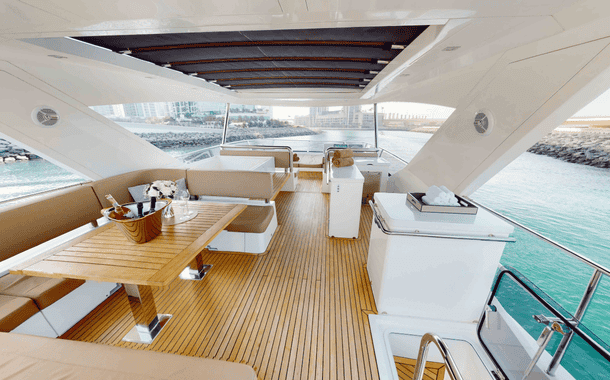 NO 1 YACHT FIN N TONIC 9