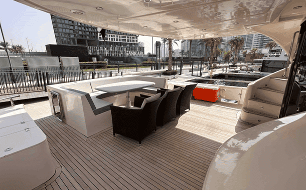 NO 1 YACHT LANA DUBAI 11