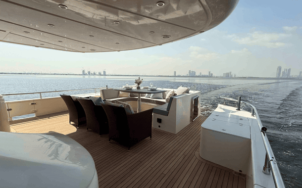 NO 1 YACHT LANA DUBAI 4