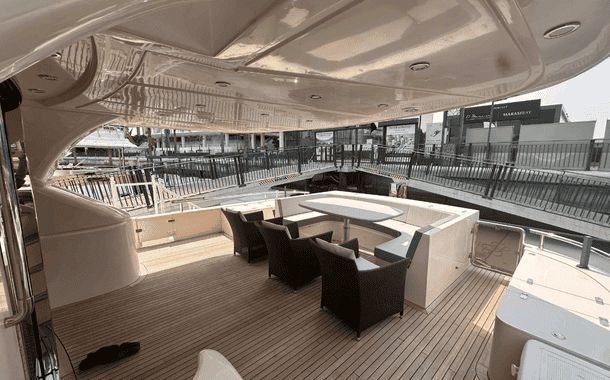 NO 1 YACHT LANA DUBAI 7