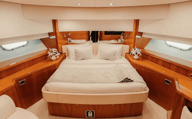 NO 1 YACHT NOTORIOUS TOY 11