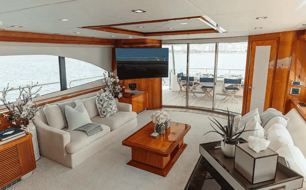 NO 1 YACHT NOTORIOUS TOY 9