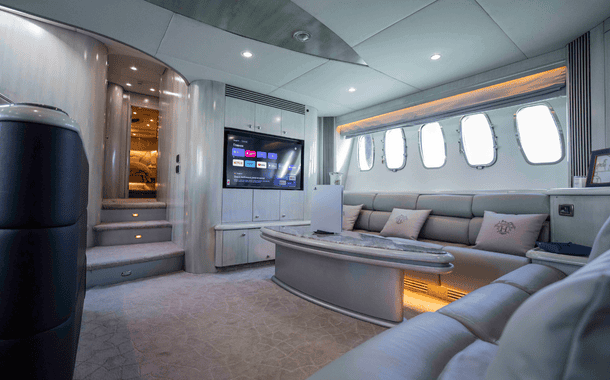 NO 1 YACHT PREDATOR BLACK 7