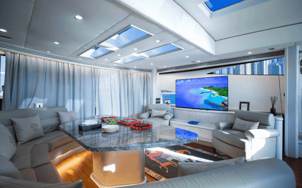 NO 1 YACHT PREDATOR BLACK 9