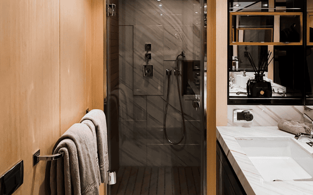 NO 1 YACHT SUMMER BREEZE 11