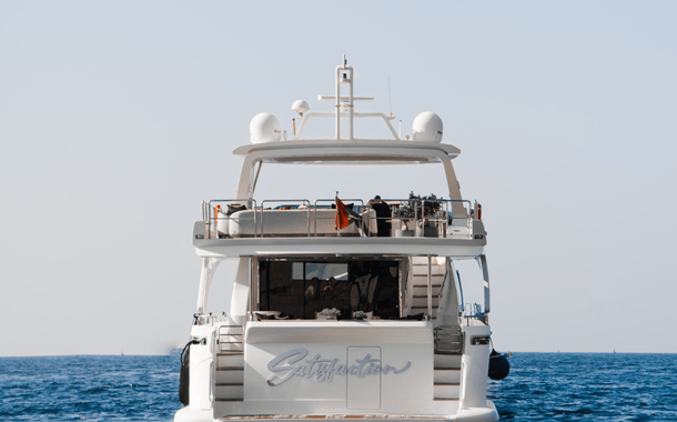 NO 1 YACHT SUMMER BREEZE 3