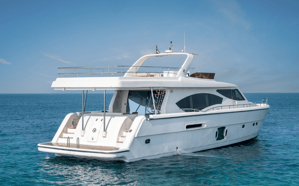 NO 1 YACHT WHITE BEAST 4