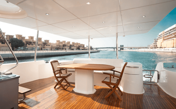 NO 1 YACHT WHITE BEAST 7