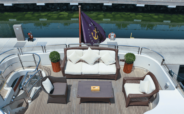 No 1 Yacht Island Girl 10