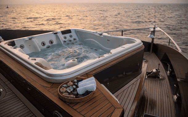 YACHT OPTIMISED IMAGES 100kb (16)