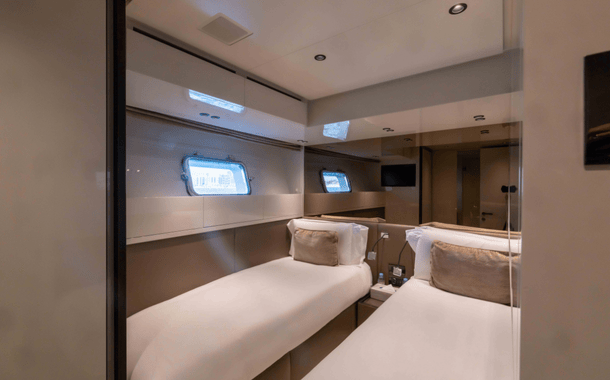 YACHT OPTIMISED IMAGES 100kb (19)