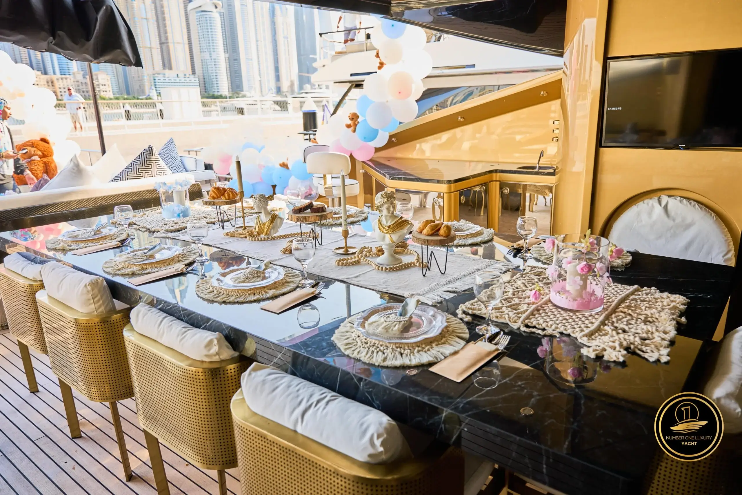 Yacht Anniversary Package