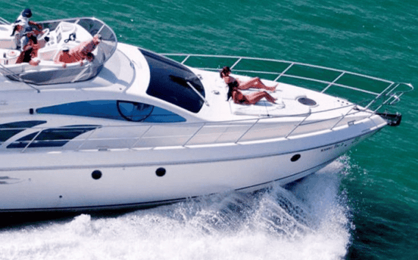 NO. 1 YACHT AMAZING GRACE 2 -2