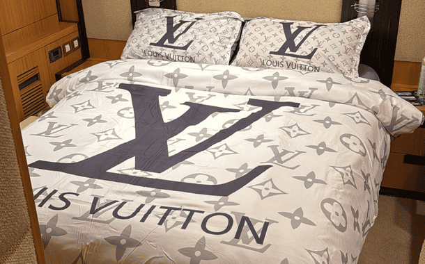 NO. 1 YACHT FISH N SHIPS 10