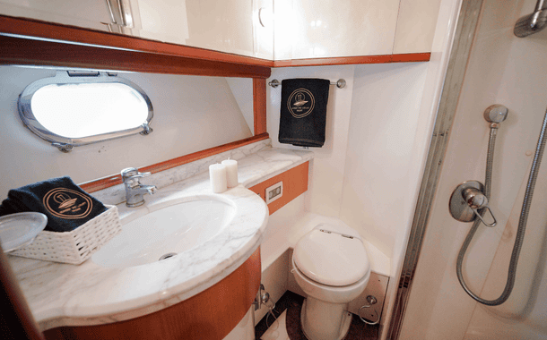 NO. 1 YACHT ITALIAN QUEEN 14