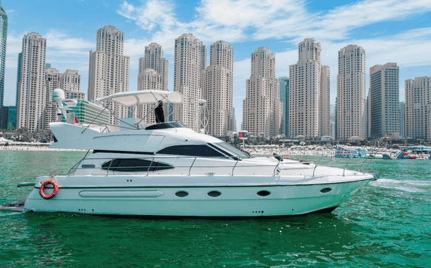 NO. 1 YACHT LADY KELLY 4