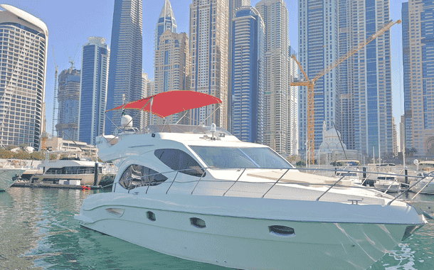 NO. 1 YACHT MARLIN MONROE 2