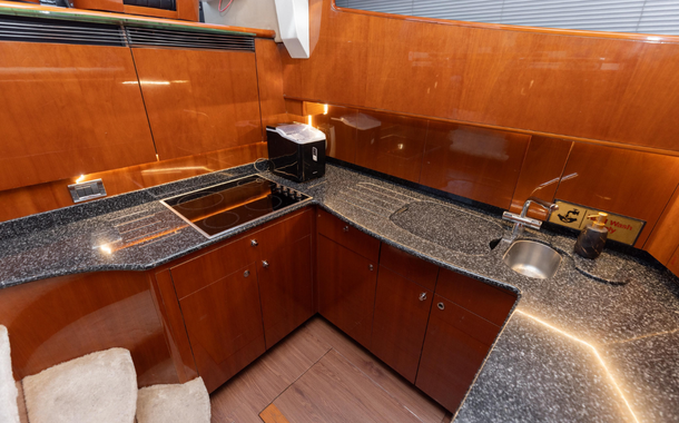 NO. 1 YACHT ONE MORE TOY 2-12