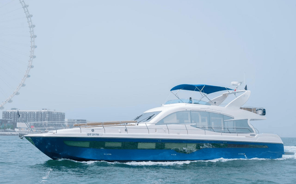 No.1 YACHT BLUE GHOST 1