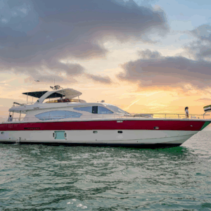 No.1 YACHT RED BEAST - Dubai Yacht Rental