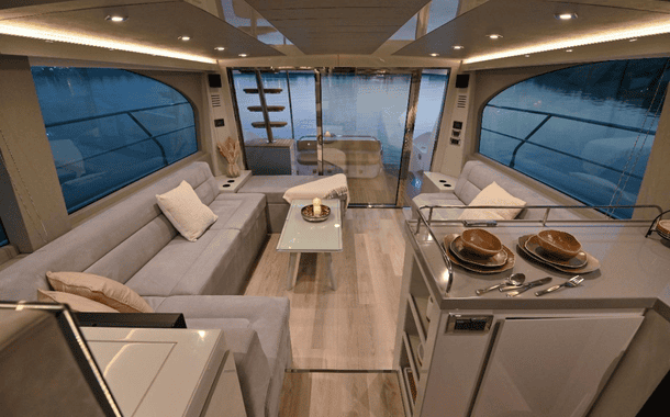 No.1 Yacht New Toy 10