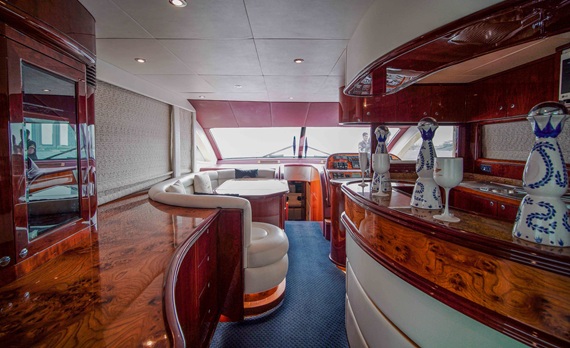 NO. 1 YACHT WEAKENDER 1