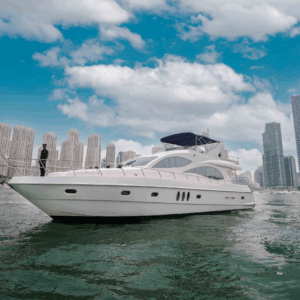 NO. 1 YACHT WEAKENDER 1