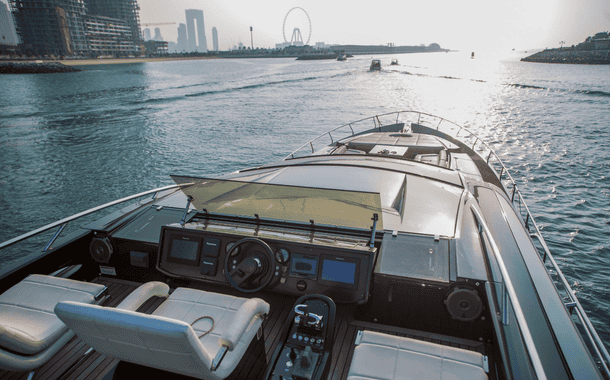 NO 1 YACHT PERSHING 1