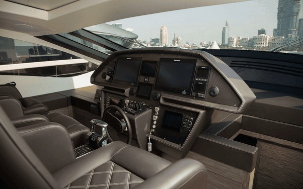 NO 1 YACHT PERSHING 2