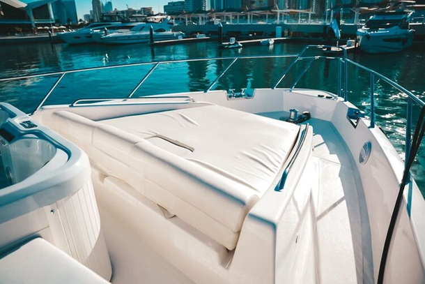 NO. 1 YACHT IMAGINATION