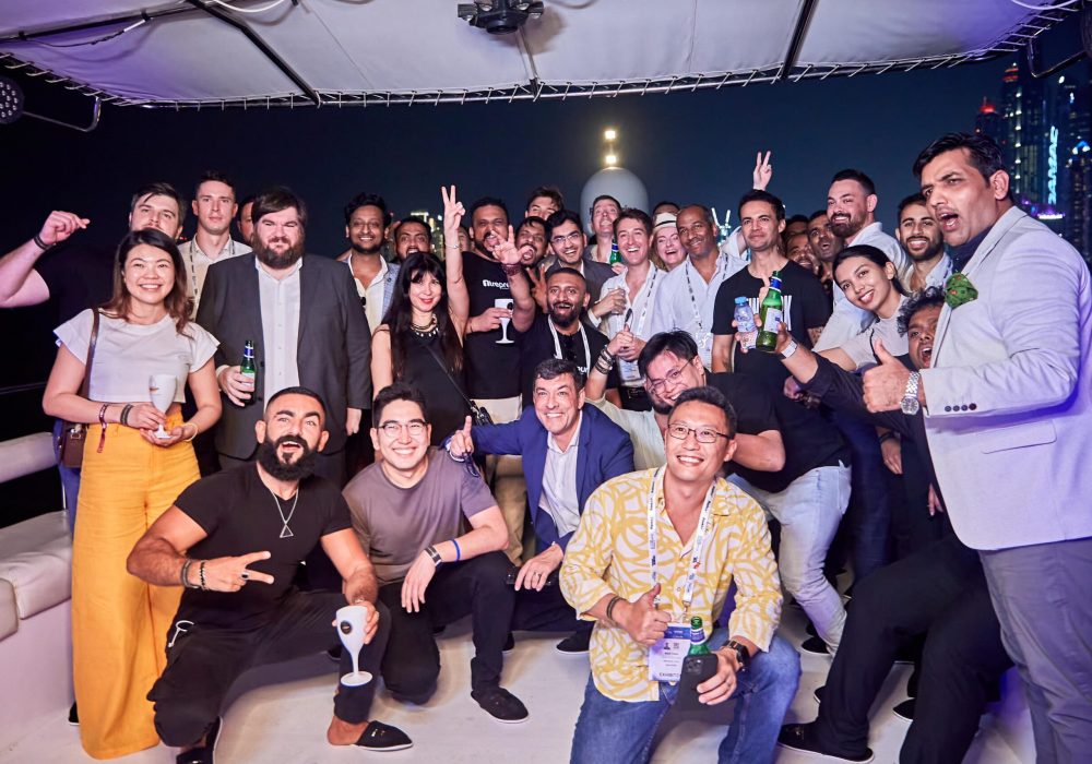 No.1 Luxury Yacht – Premier Yacht Rental in Dubai